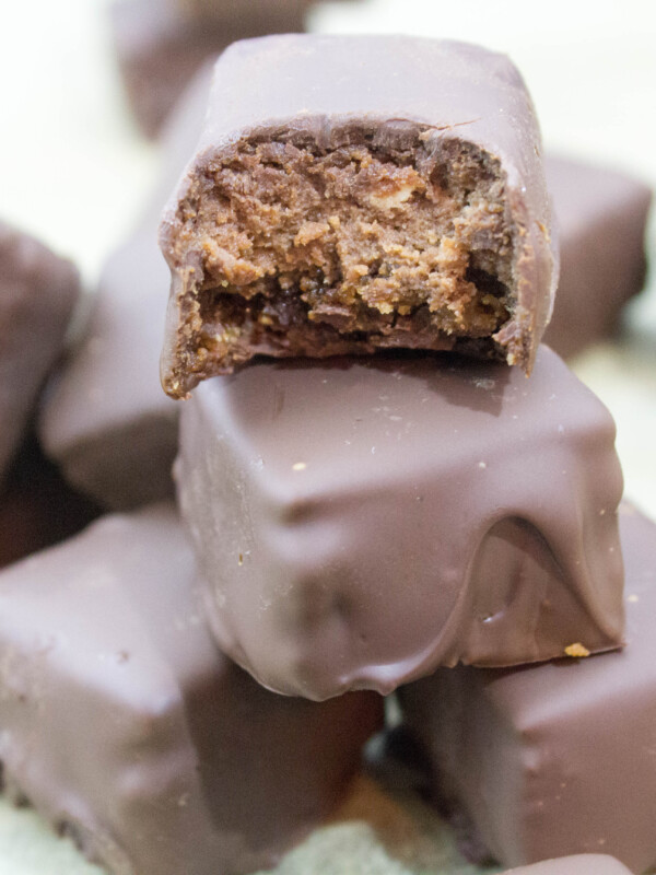 Chocolate Dipped Cheesecake Bites