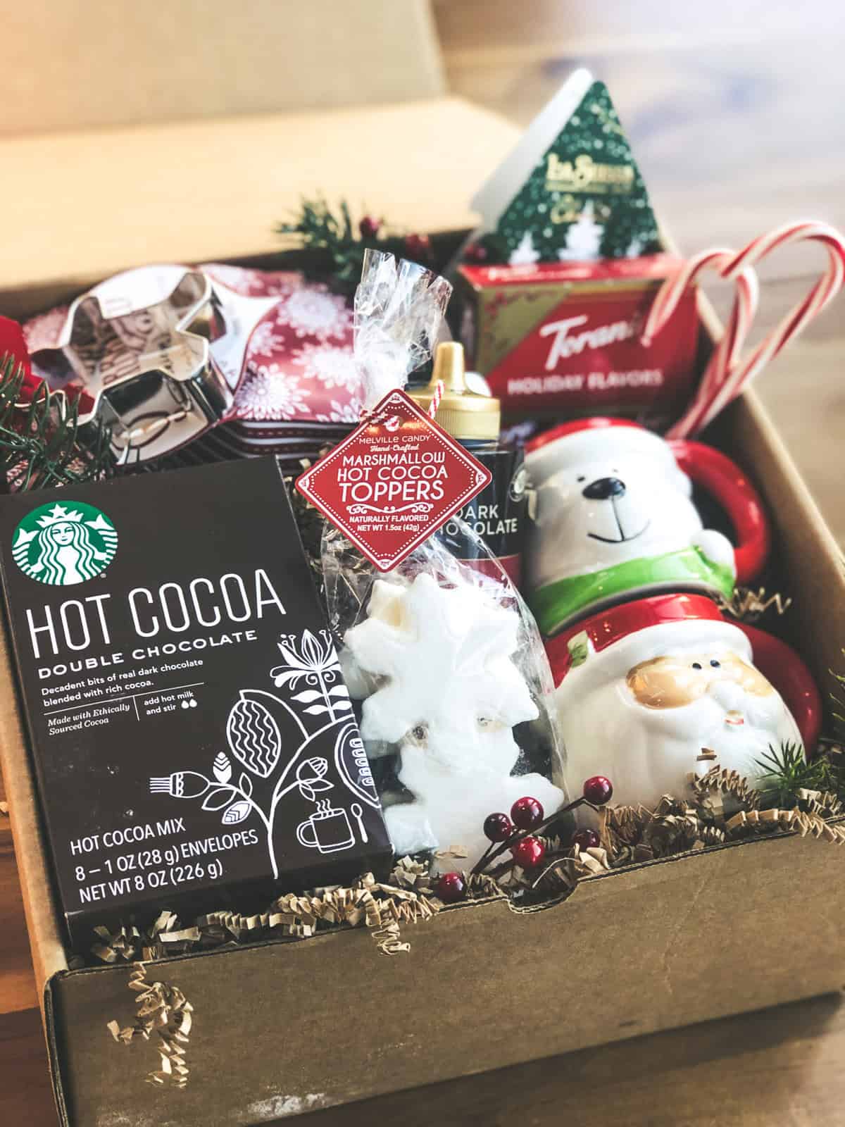 Gift Basket - Holiday Cocoa & Cookies