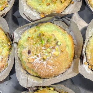 Easy Bakery-Style Pistachio Muffins