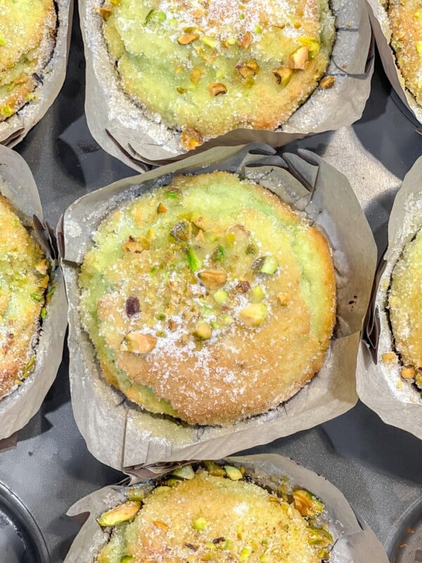 Easy Bakery-Style Pistachio Muffins