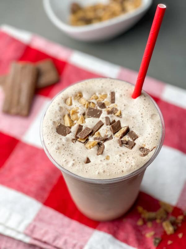 Wendy's Twisted Frosty Copycat Recipe