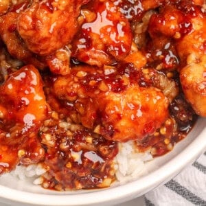 The BEST General Tso's Chicken Copycat Recipe