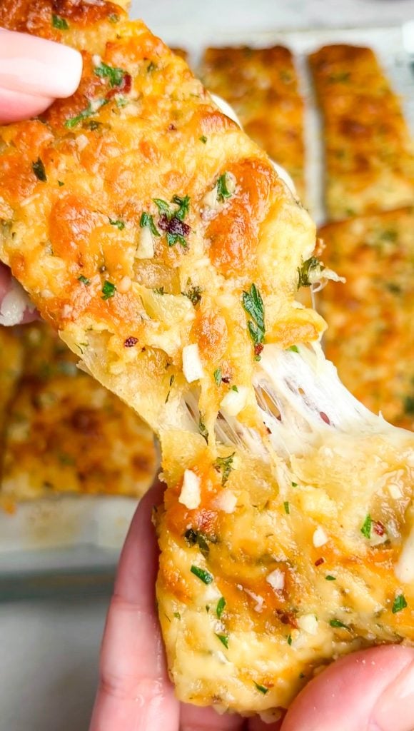 Easy Garlic Bread - Bad Batch Baking - Restaurant Copycat Recipes 