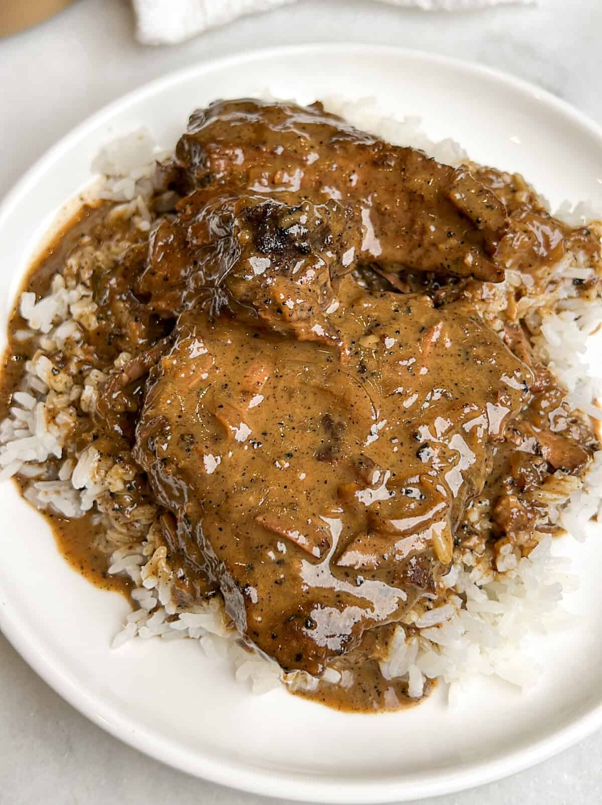 beef and gravy over rice