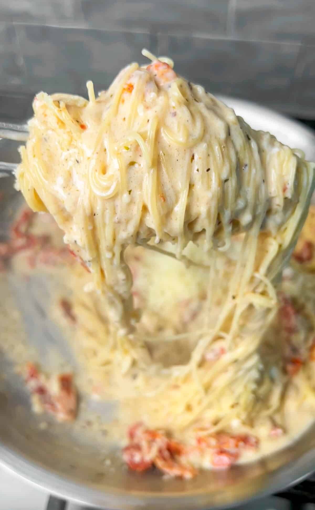 one pan sundried tomato pasta