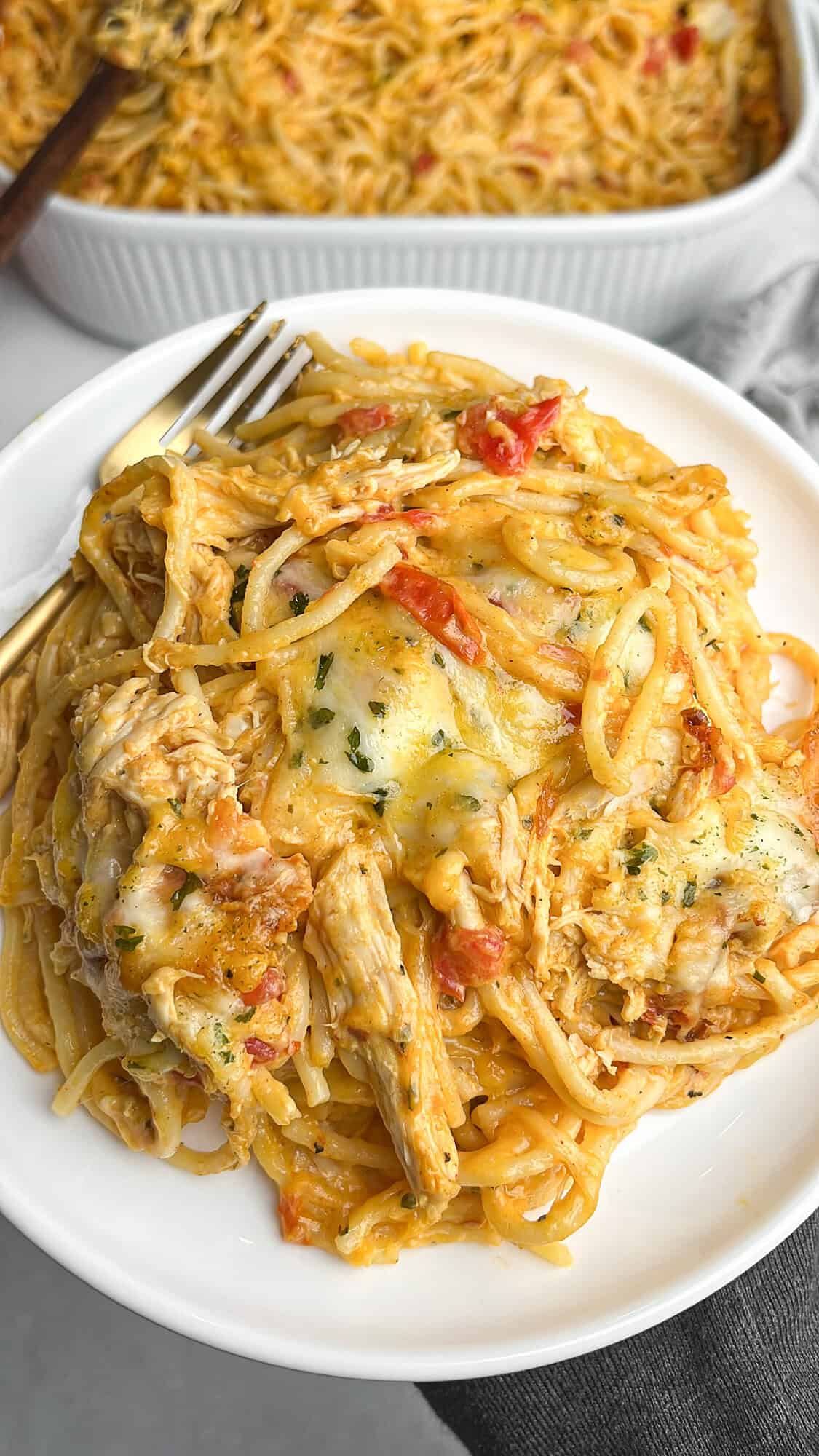 chicken spaghetti on a plate