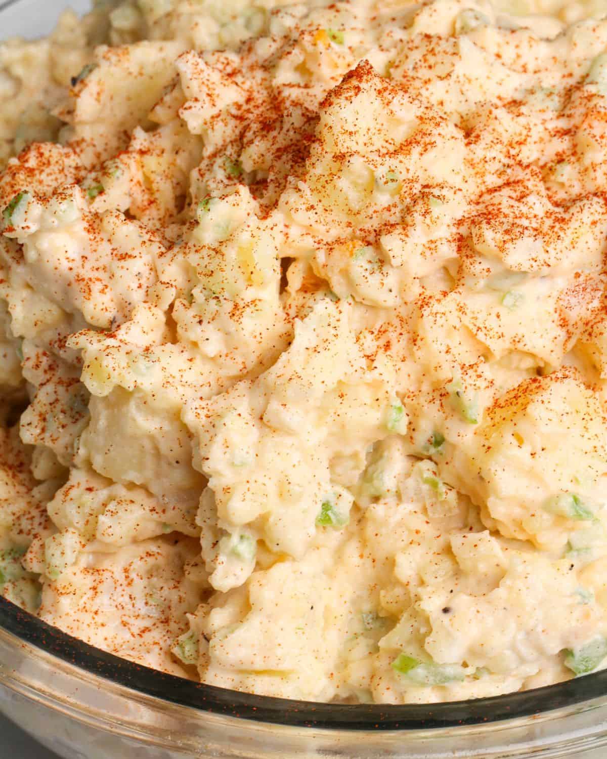 potato salad with no eggs in a bowl