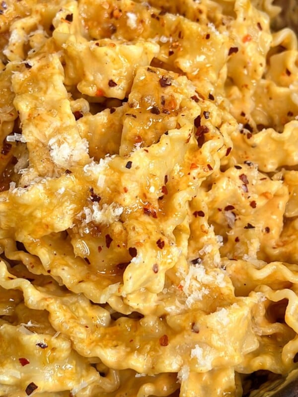 featured image of pumpkin alfredo with hot honey