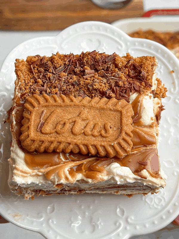 featured image for no bake biscoff cheesecake