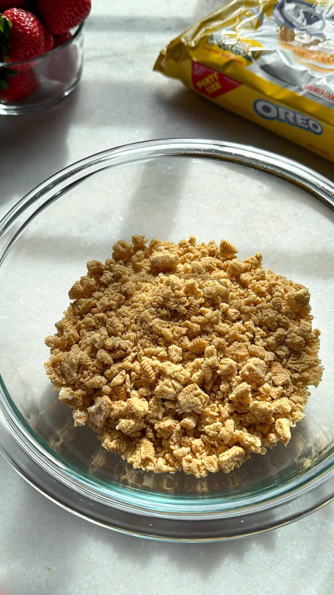 golden oreos for the strawberry crunch topping