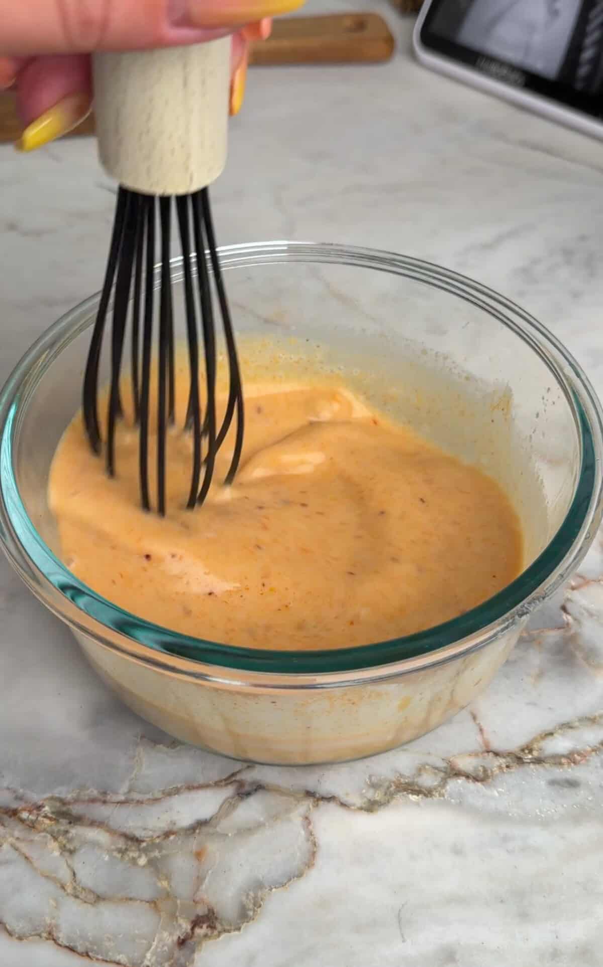 making the Thai peanut sauce