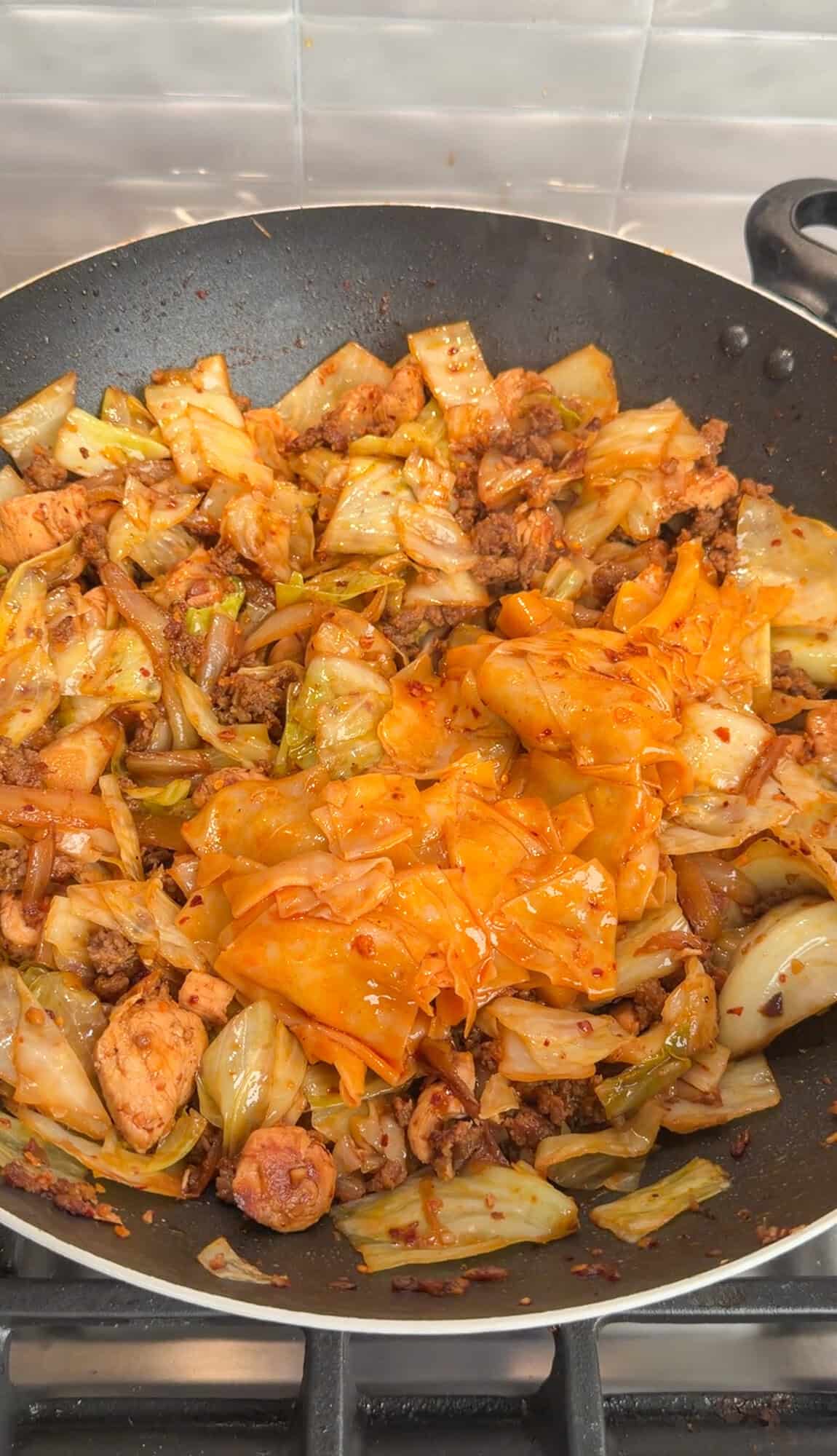 making dirty cabbage in a wok