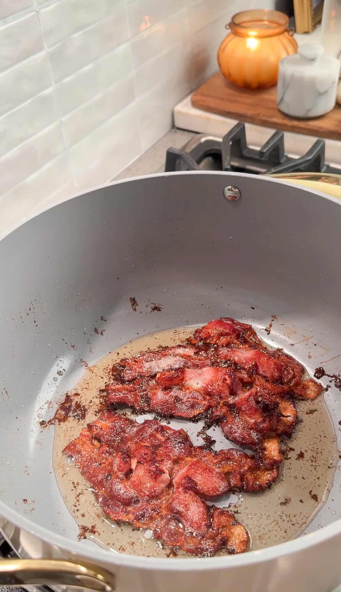 cook the bacon in a dutch oven pan
