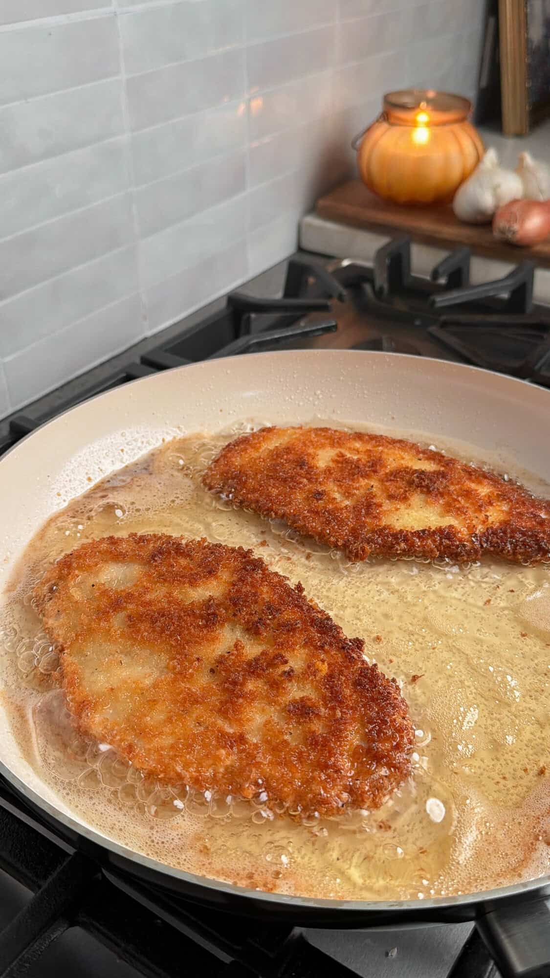 frying chicken costoletta