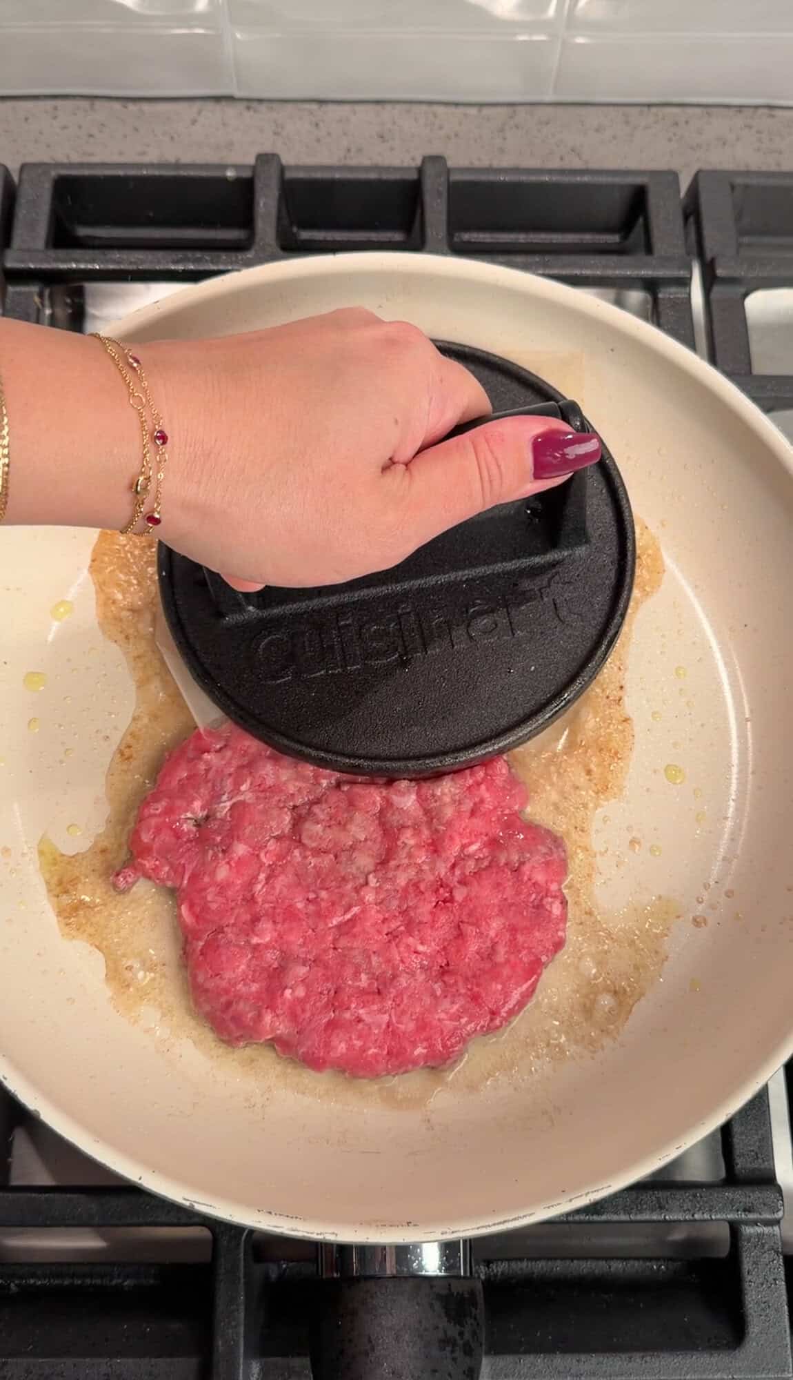 smashing burgers with burger press